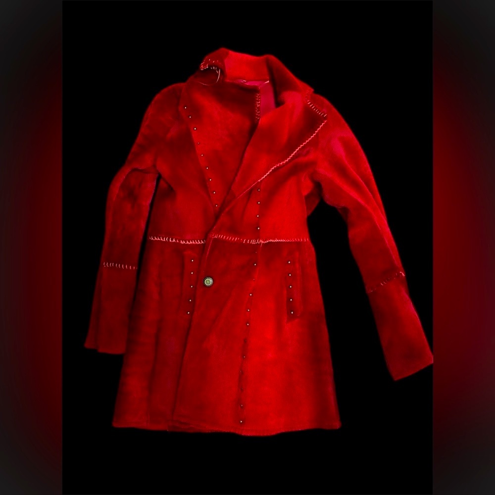 Vintage Pasha Veneto lambskin European Stylish Red Coat with Stud Details